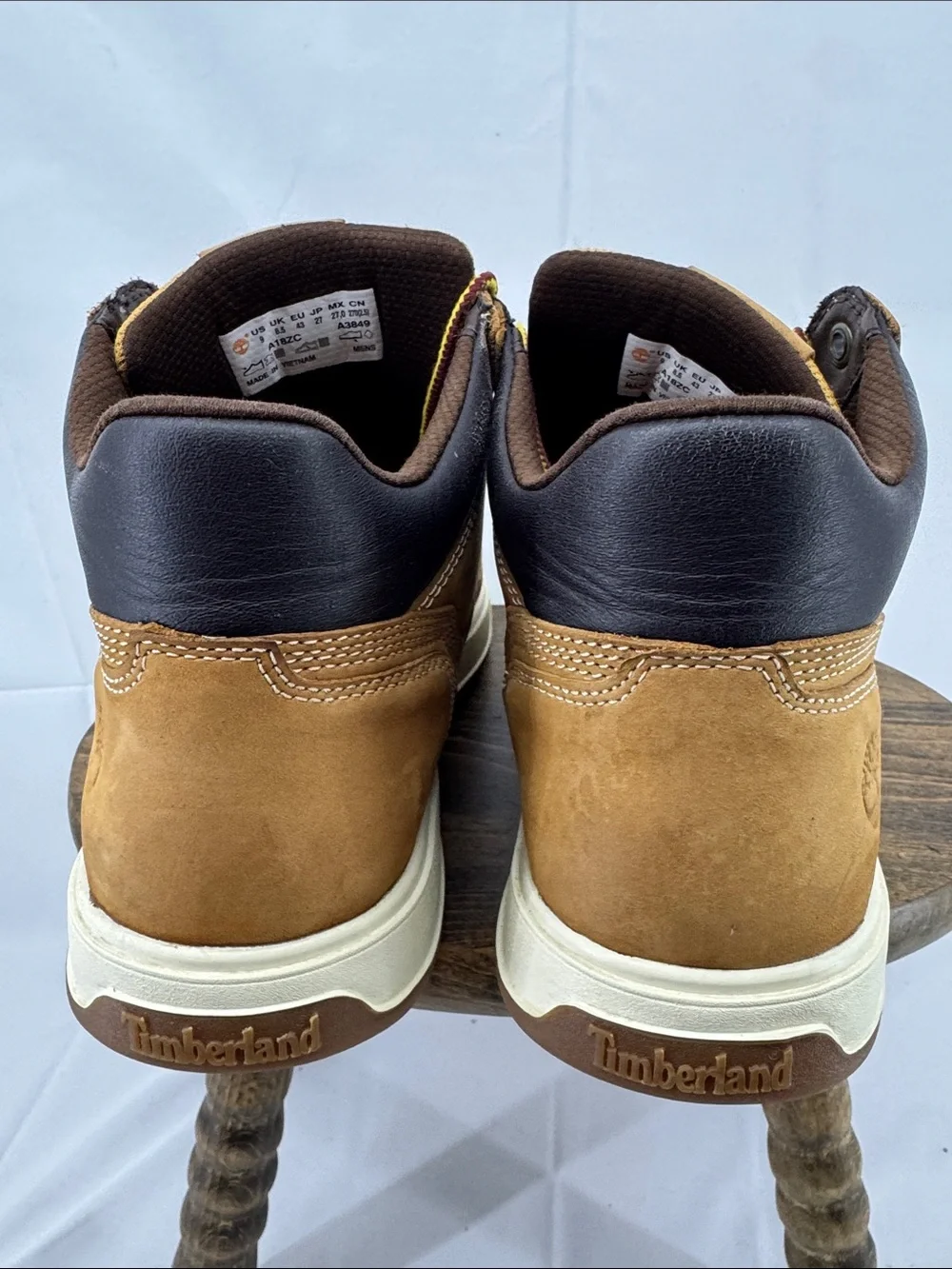 Timberland Men's Maple Grove Wheat Nubuck Leather Chukka Boots, sz 9